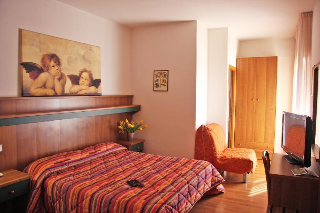 Hotel Los Angeles Assisi Værelse billede